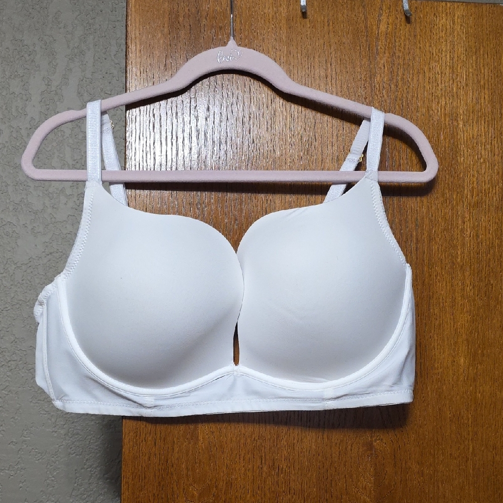 SHEIN Classic White Bra